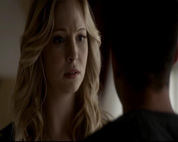 VampireDiariesWorld-dot-org_4x05TheKiller1989.jpg