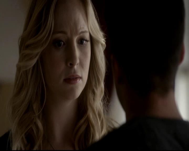 VampireDiariesWorld-dot-org_4x05TheKiller1991.jpg