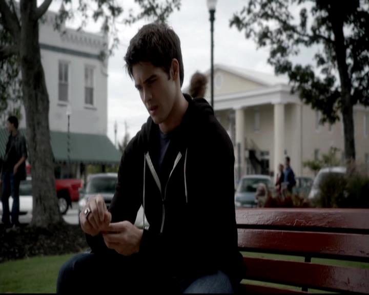 VampireDiariesWorld-dot-org_4x05TheKiller1996.jpg