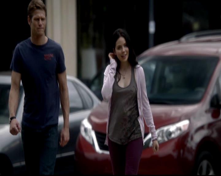 VampireDiariesWorld-dot-org_4x05TheKiller2001.jpg