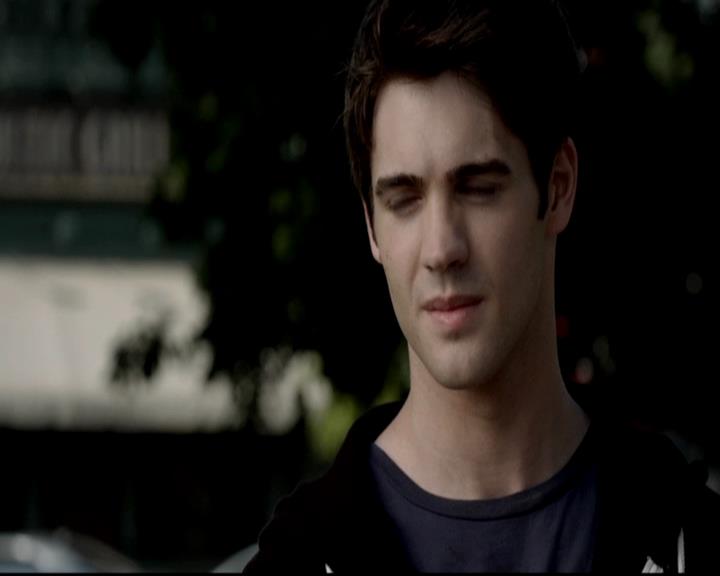 VampireDiariesWorld-dot-org_4x05TheKiller2033.jpg