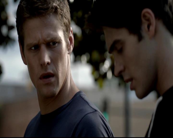 VampireDiariesWorld-dot-org_4x05TheKiller2075.jpg