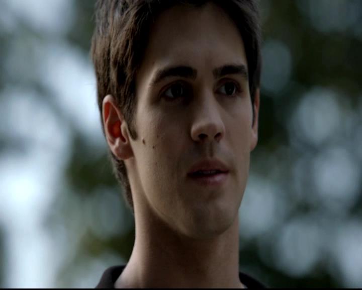 VampireDiariesWorld-dot-org_4x05TheKiller2080.jpg