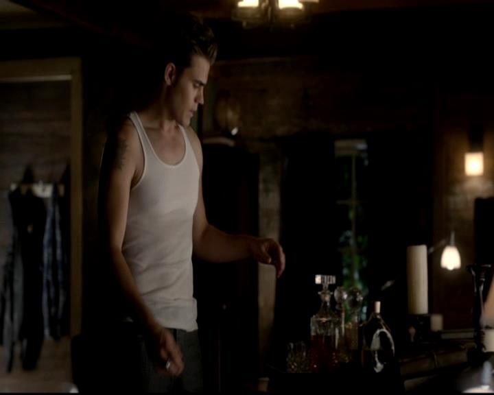 VampireDiariesWorld-dot-org_4x05TheKiller2113.jpg