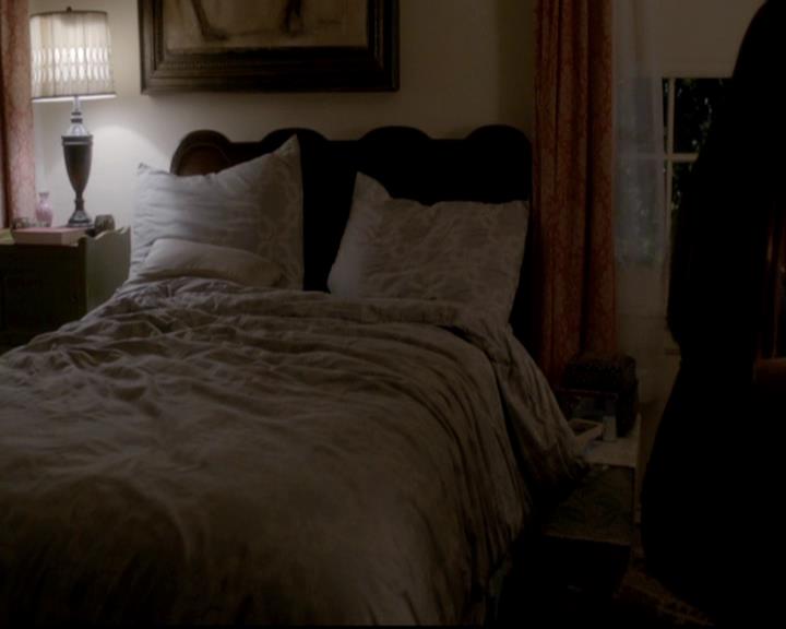 VampireDiariesWorld-dot-org_4x05TheKiller2225.jpg