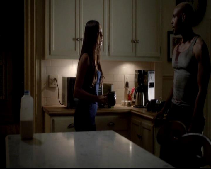 VampireDiariesWorld-dot-org_4x06WeAllGoALittleMadSometimes0051.jpg