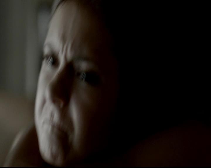 VampireDiariesWorld-dot-org_4x06WeAllGoALittleMadSometimes0088.jpg