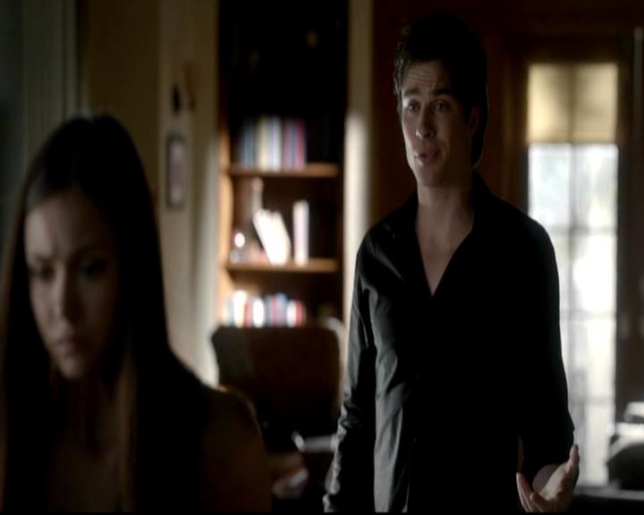 VampireDiariesWorld-dot-org_4x06WeAllGoALittleMadSometimes0119.jpg