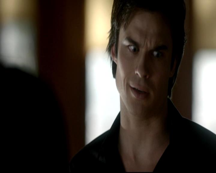 VampireDiariesWorld-dot-org_4x06WeAllGoALittleMadSometimes0132.jpg