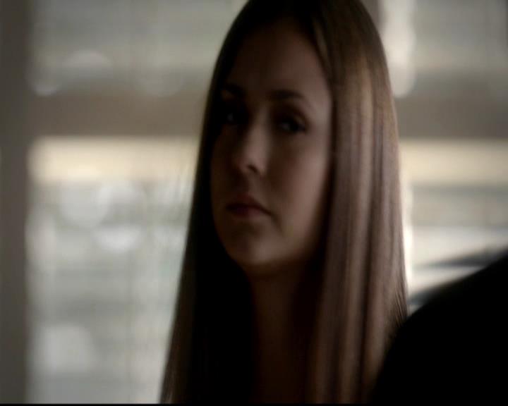 VampireDiariesWorld-dot-org_4x06WeAllGoALittleMadSometimes0133.jpg