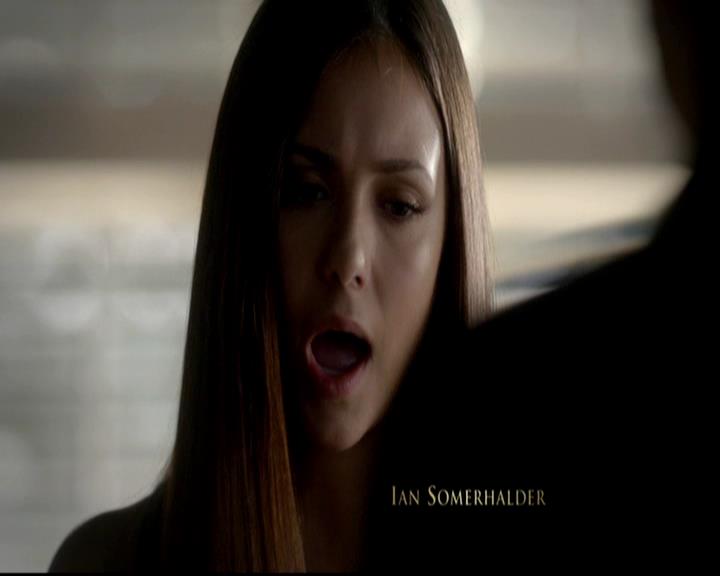 VampireDiariesWorld-dot-org_4x06WeAllGoALittleMadSometimes0136.jpg