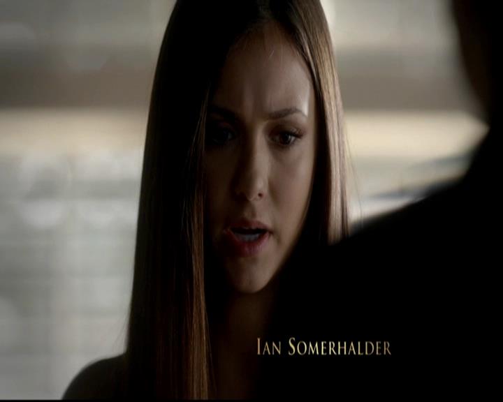 VampireDiariesWorld-dot-org_4x06WeAllGoALittleMadSometimes0137.jpg