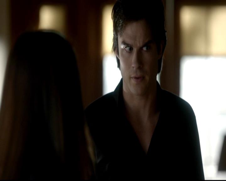 VampireDiariesWorld-dot-org_4x06WeAllGoALittleMadSometimes0141.jpg