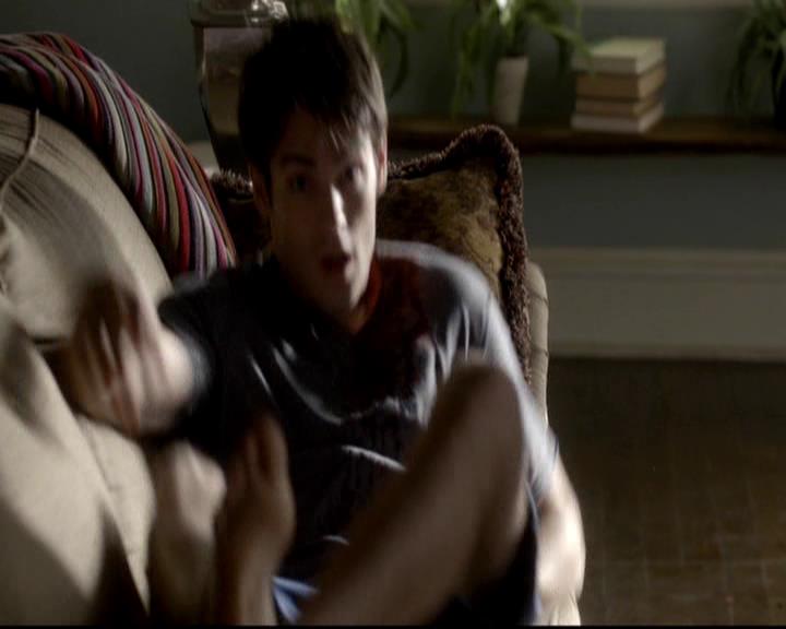 VampireDiariesWorld-dot-org_4x06WeAllGoALittleMadSometimes0151.jpg