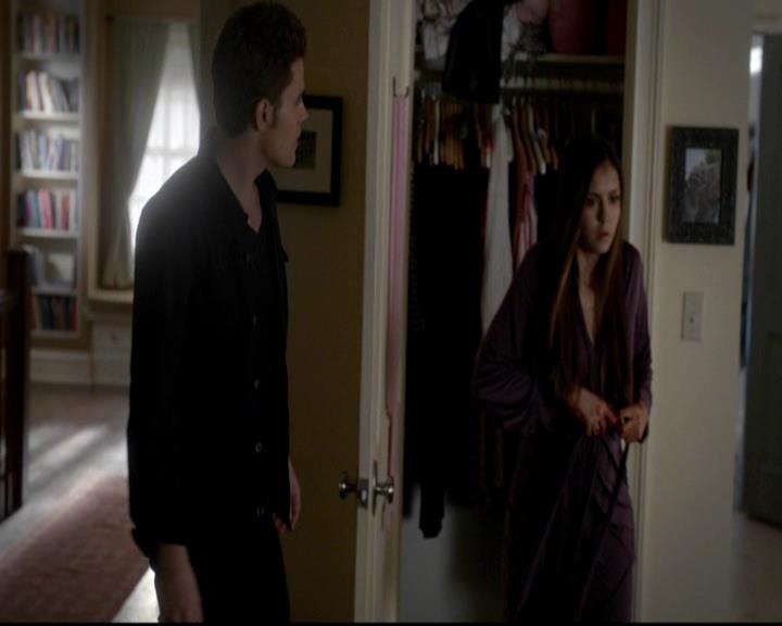 VampireDiariesWorld-dot-org_4x06WeAllGoALittleMadSometimes0167.jpg