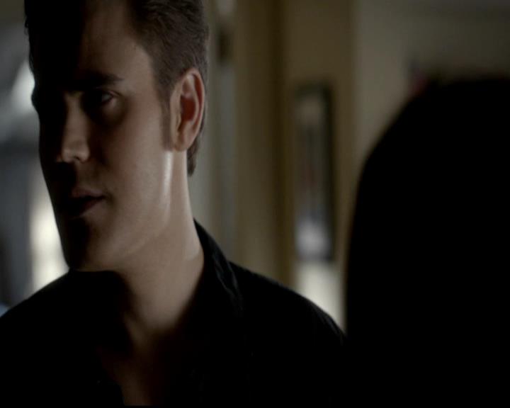 VampireDiariesWorld-dot-org_4x06WeAllGoALittleMadSometimes0184.jpg