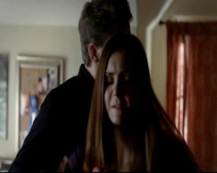 VampireDiariesWorld-dot-org_4x06WeAllGoALittleMadSometimes0192.jpg