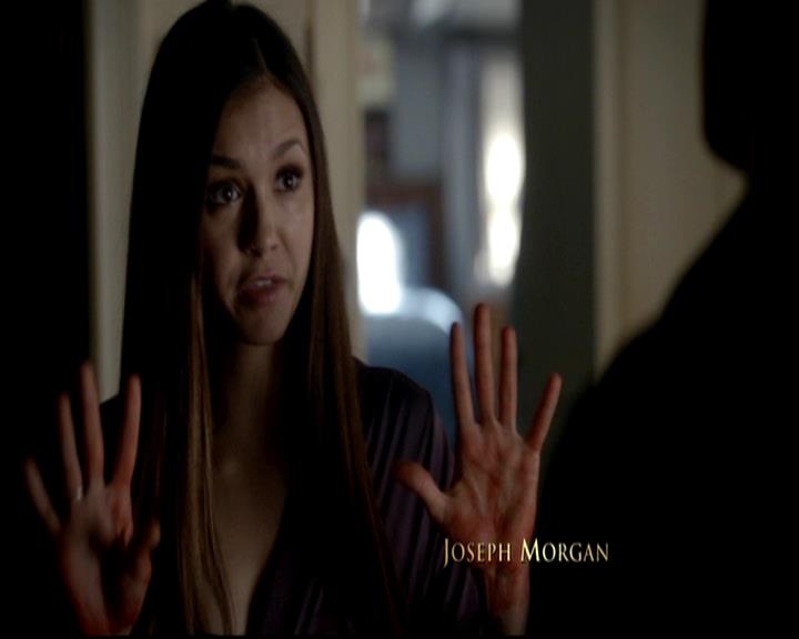 VampireDiariesWorld-dot-org_4x06WeAllGoALittleMadSometimes0197.jpg