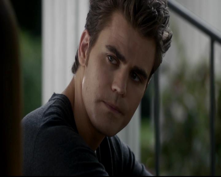 VampireDiariesWorld-dot-org_4x06WeAllGoALittleMadSometimes2105.jpg