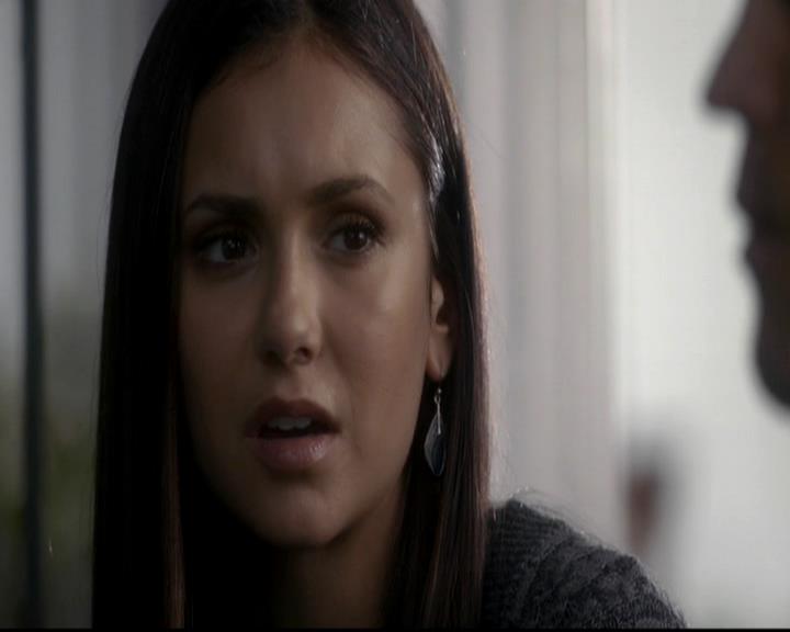 VampireDiariesWorld-dot-org_4x06WeAllGoALittleMadSometimes2200.jpg