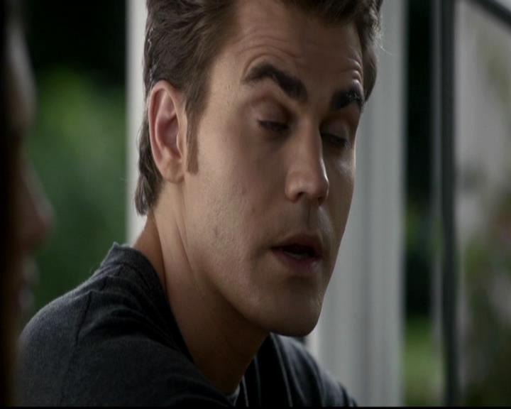 VampireDiariesWorld-dot-org_4x06WeAllGoALittleMadSometimes2215.jpg