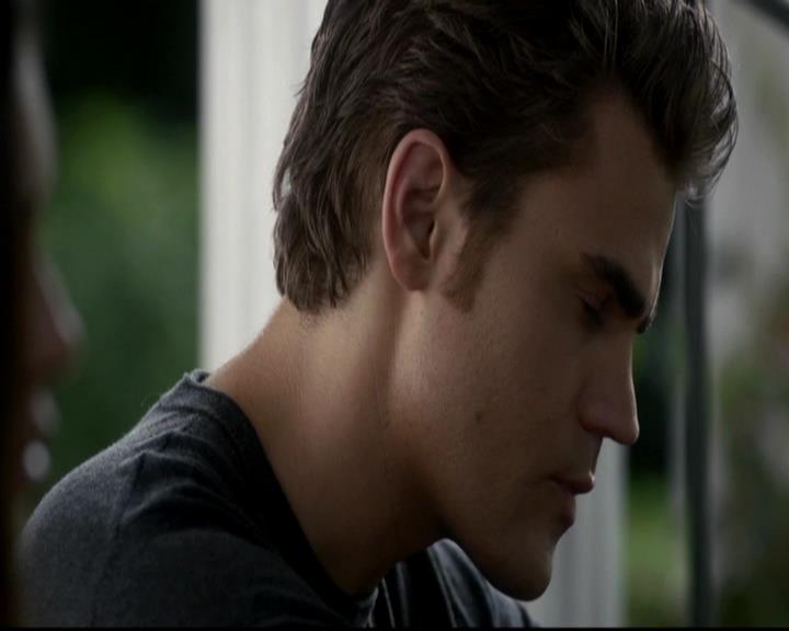 VampireDiariesWorld-dot-org_4x06WeAllGoALittleMadSometimes2226.jpg