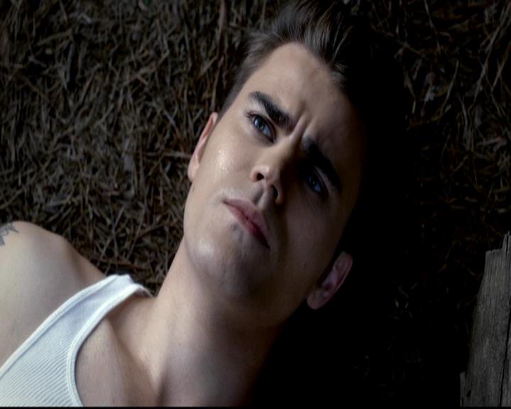 VampireDiariesWorld-dot-org_4x07MyBrothersKeeper0028.jpg