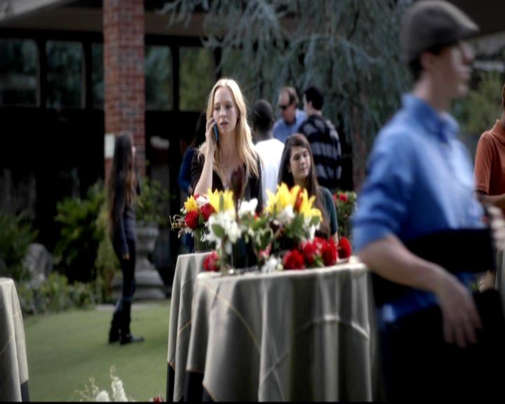 VampireDiariesWorld-dot-org_4x07MyBrothersKeeper0040.jpg