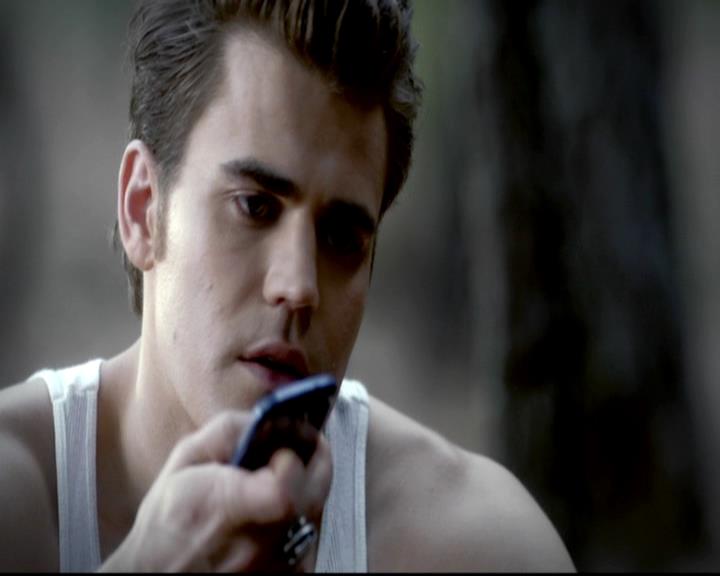 VampireDiariesWorld-dot-org_4x07MyBrothersKeeper0061.jpg