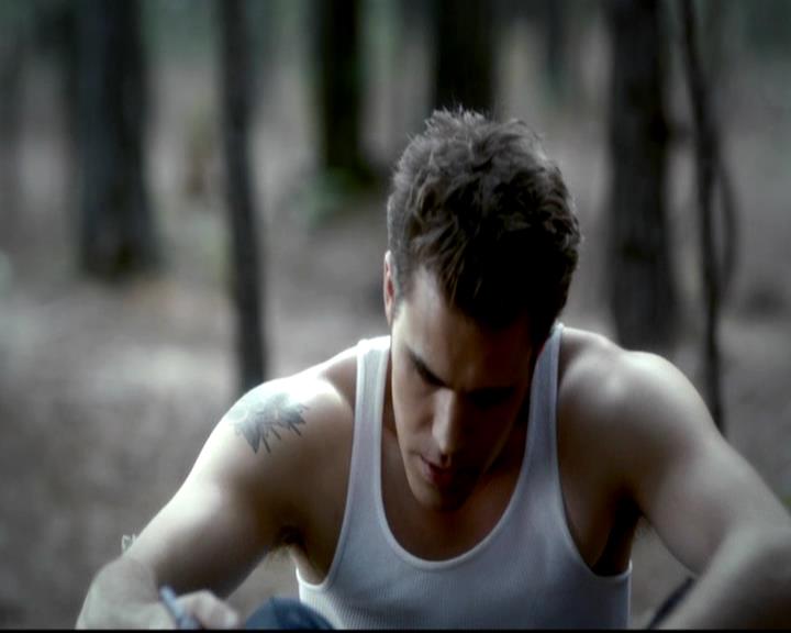 VampireDiariesWorld-dot-org_4x07MyBrothersKeeper0065.jpg