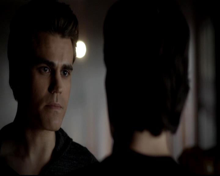 VampireDiariesWorld-dot-org_4x07MyBrothersKeeper0106.jpg