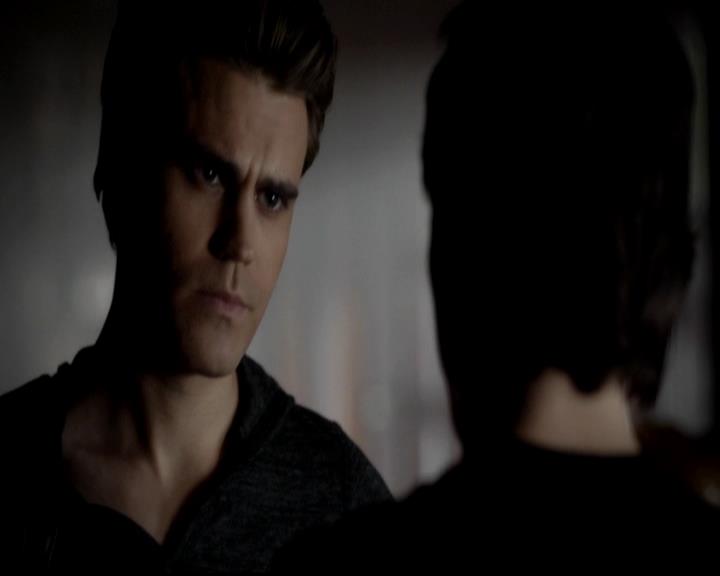 VampireDiariesWorld-dot-org_4x07MyBrothersKeeper0122.jpg