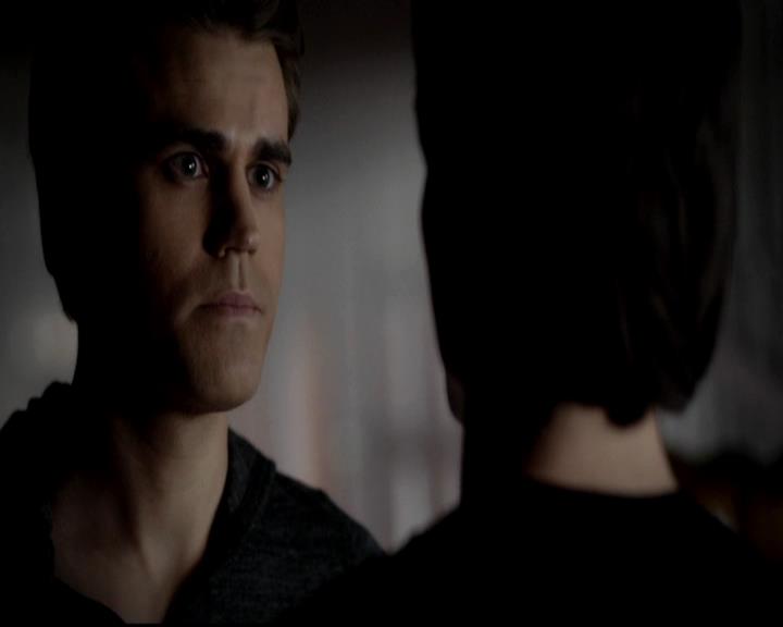 VampireDiariesWorld-dot-org_4x07MyBrothersKeeper0129.jpg