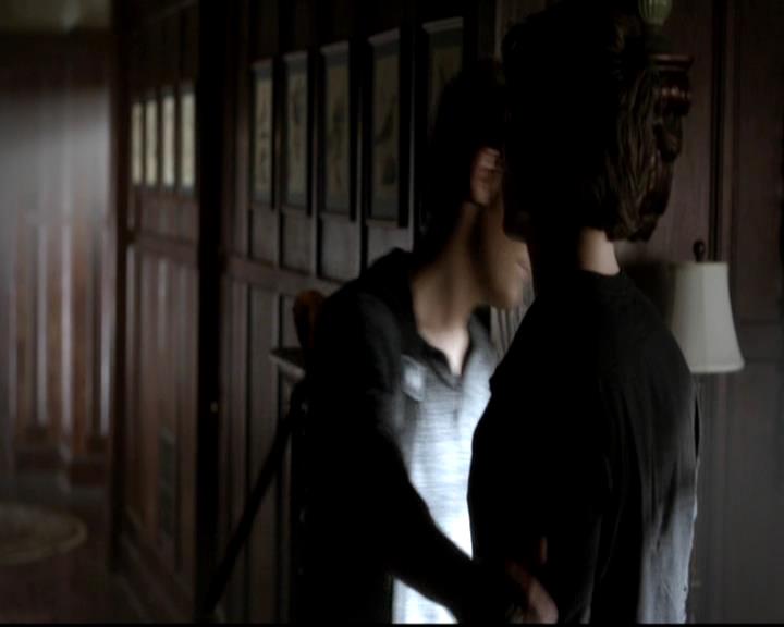 VampireDiariesWorld-dot-org_4x07MyBrothersKeeper0174.jpg