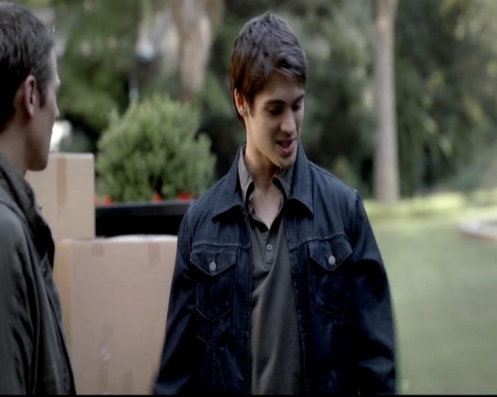 VampireDiariesWorld-dot-org_4x07MyBrothersKeeper0295.jpg