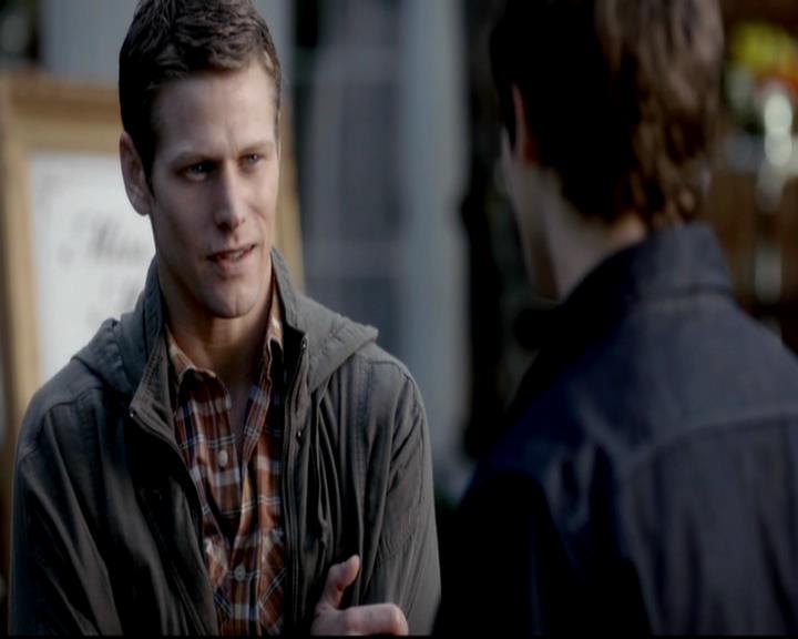 VampireDiariesWorld-dot-org_4x07MyBrothersKeeper0301.jpg