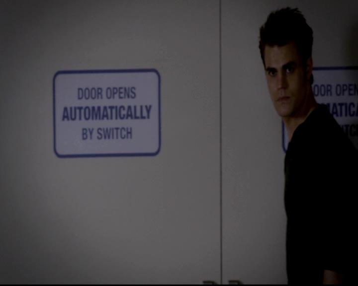 VampireDiariesWorld-dot-org_4x07MyBrothersKeeper0322.jpg