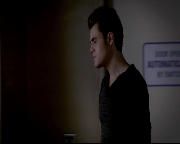 VampireDiariesWorld-dot-org_4x07MyBrothersKeeper0324.jpg