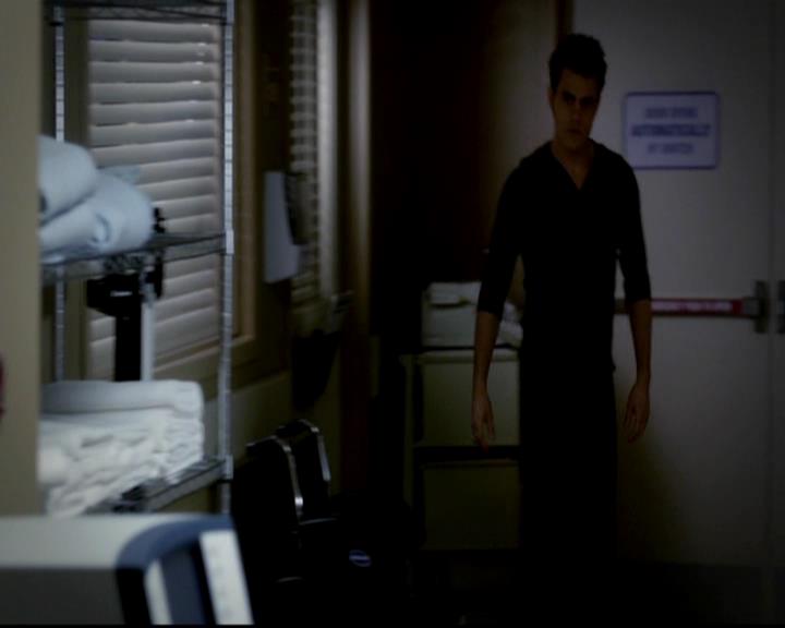 VampireDiariesWorld-dot-org_4x07MyBrothersKeeper0332.jpg