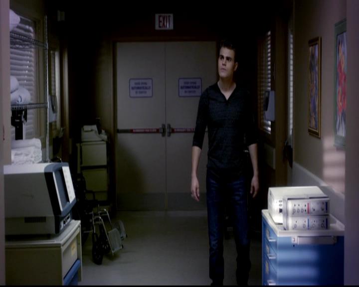 VampireDiariesWorld-dot-org_4x07MyBrothersKeeper0344.jpg