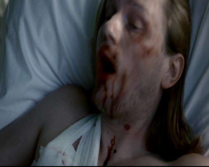 VampireDiariesWorld-dot-org_4x07MyBrothersKeeper0379.jpg