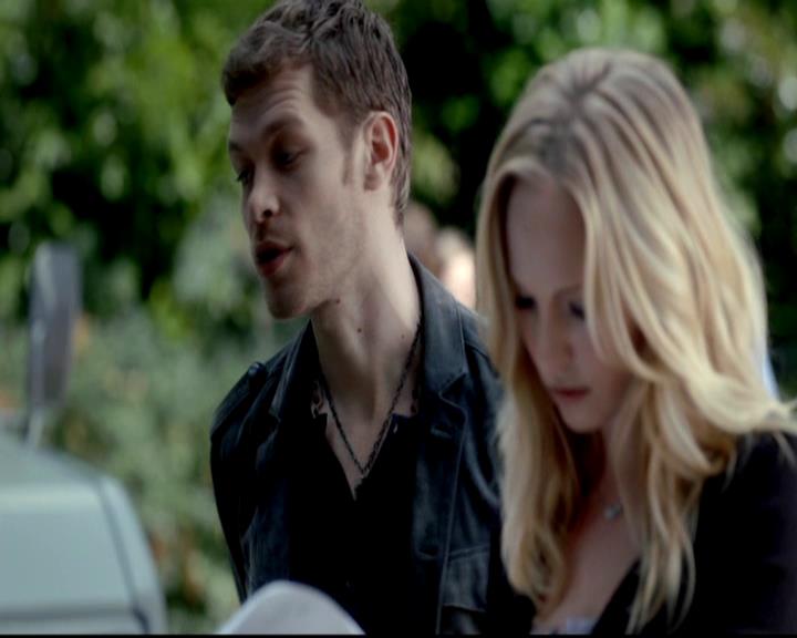 VampireDiariesWorld-dot-org_4x07MyBrothersKeeper0399.jpg