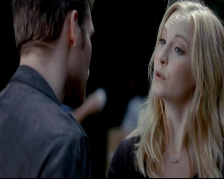 VampireDiariesWorld-dot-org_4x07MyBrothersKeeper0425.jpg