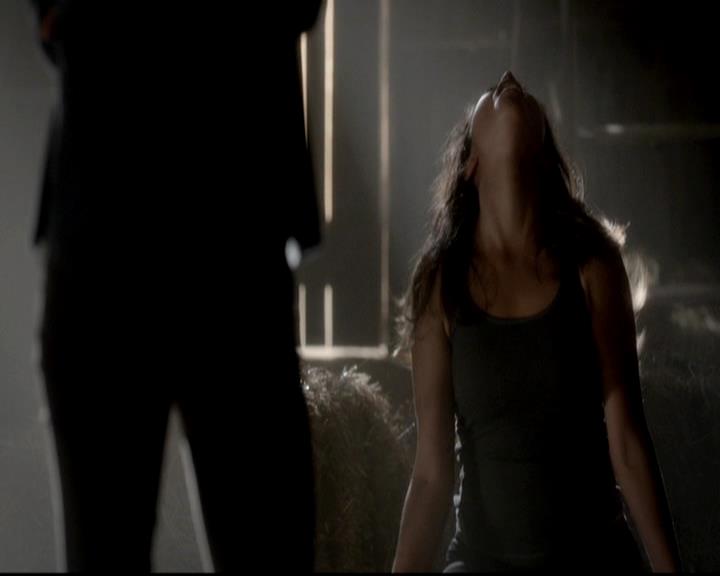 VampireDiariesWorld-dot-org_4x07MyBrothersKeeper0466.jpg