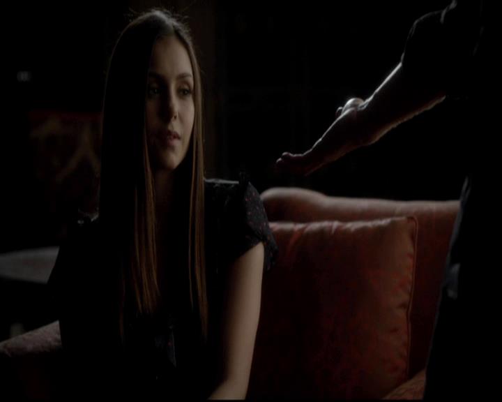 VampireDiariesWorld-dot-org_4x07MyBrothersKeeper2080.jpg