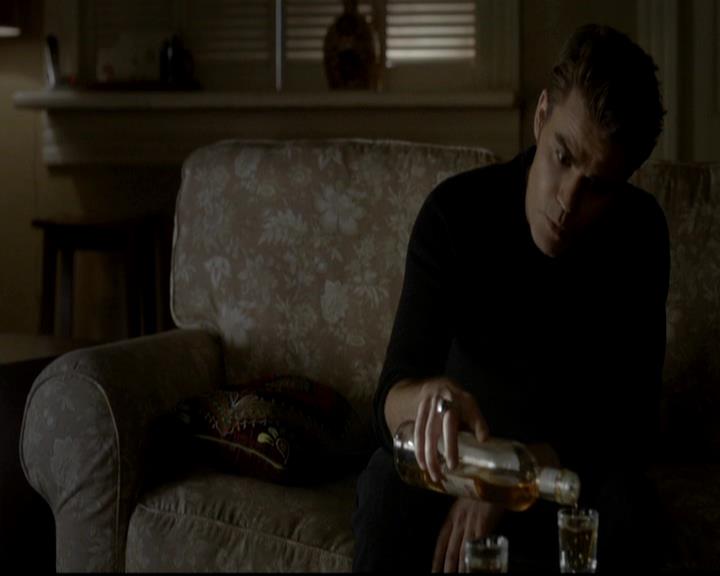 VampireDiariesWorld-dot-org_4x07MyBrothersKeeper2154.jpg