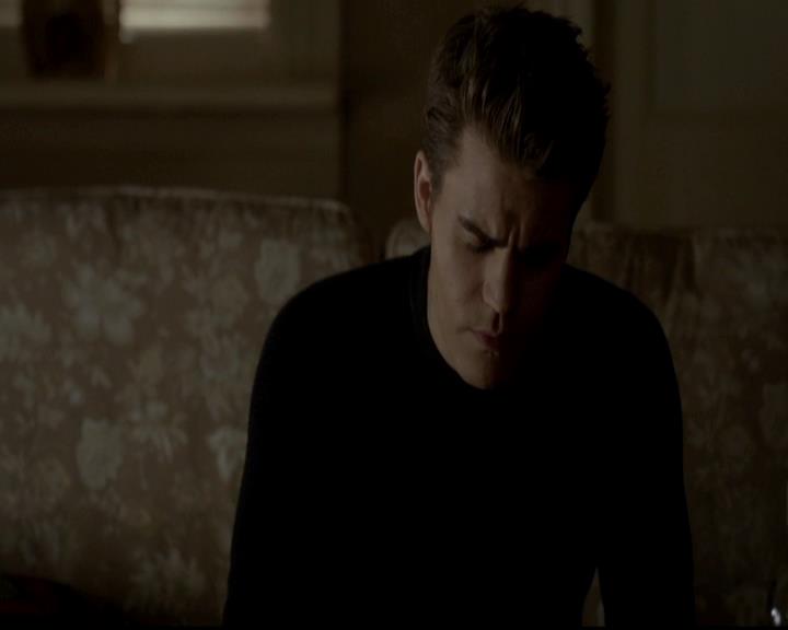 VampireDiariesWorld-dot-org_4x07MyBrothersKeeper2160.jpg