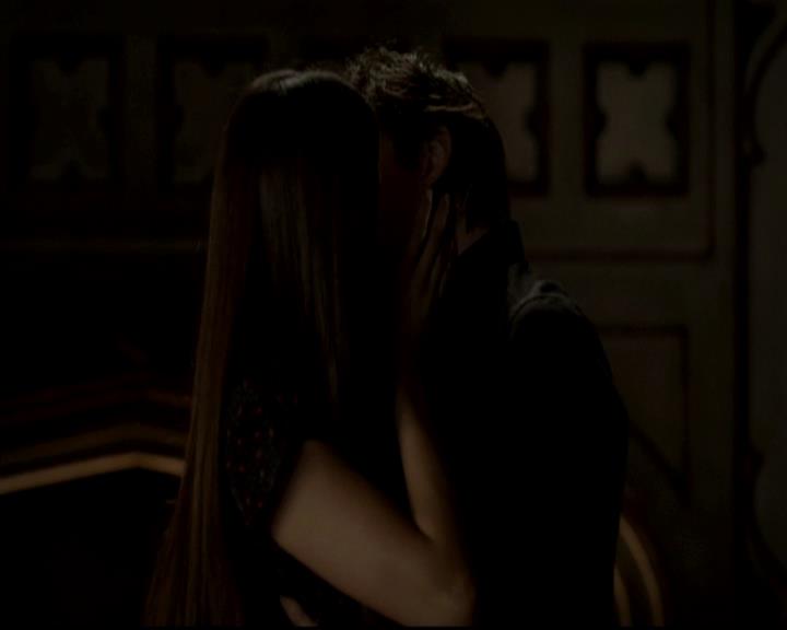 VampireDiariesWorld-dot-org_4x07MyBrothersKeeper2197.jpg