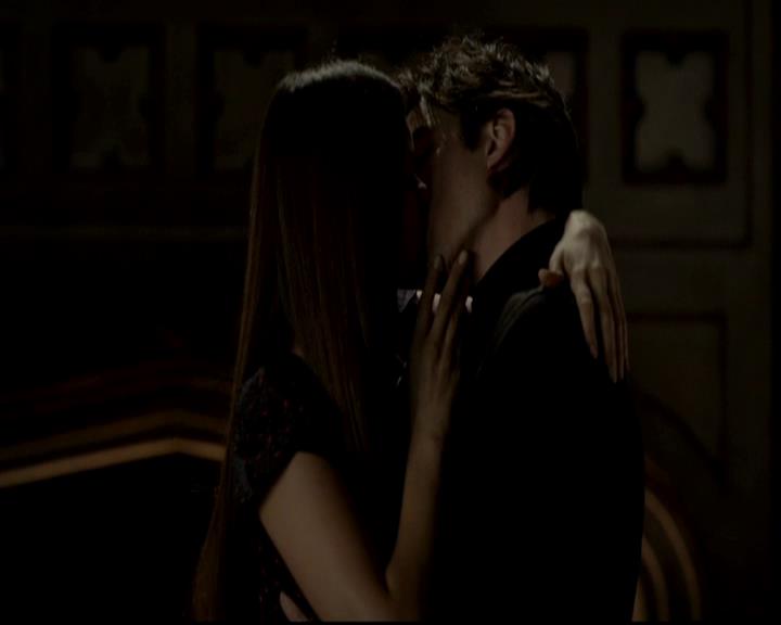 VampireDiariesWorld-dot-org_4x07MyBrothersKeeper2198.jpg