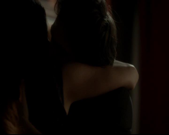 VampireDiariesWorld-dot-org_4x07MyBrothersKeeper2203.jpg